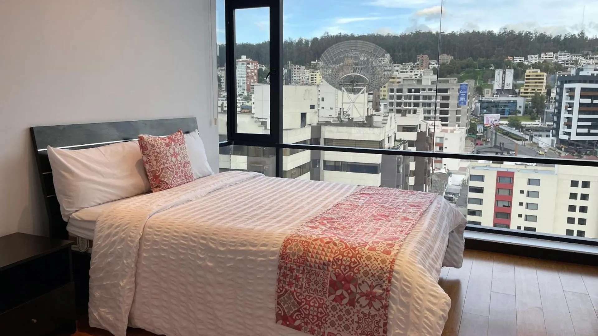 Departamento De Lujo La Carolina - Quicentro Shopping Apartamento Quito Equador