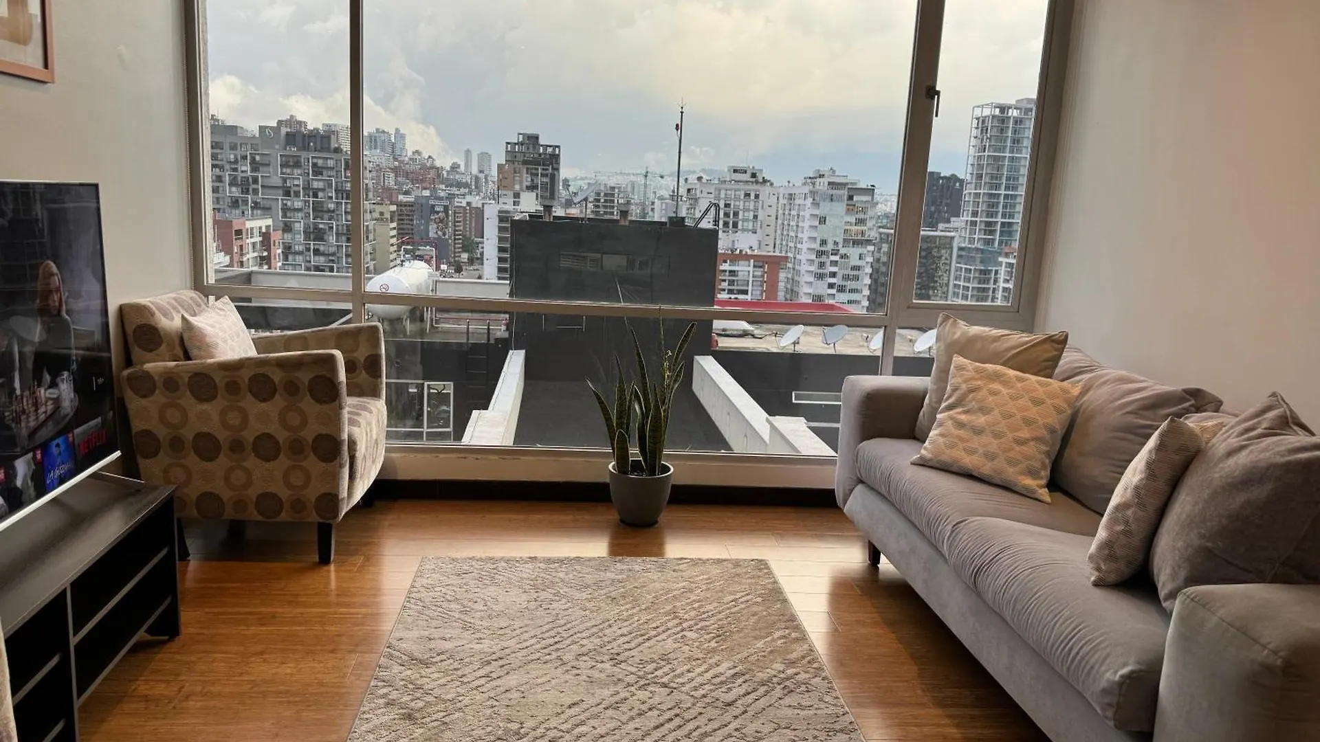 Departamento De Lujo La Carolina - Quicentro Shopping Apartamento Quito Equador