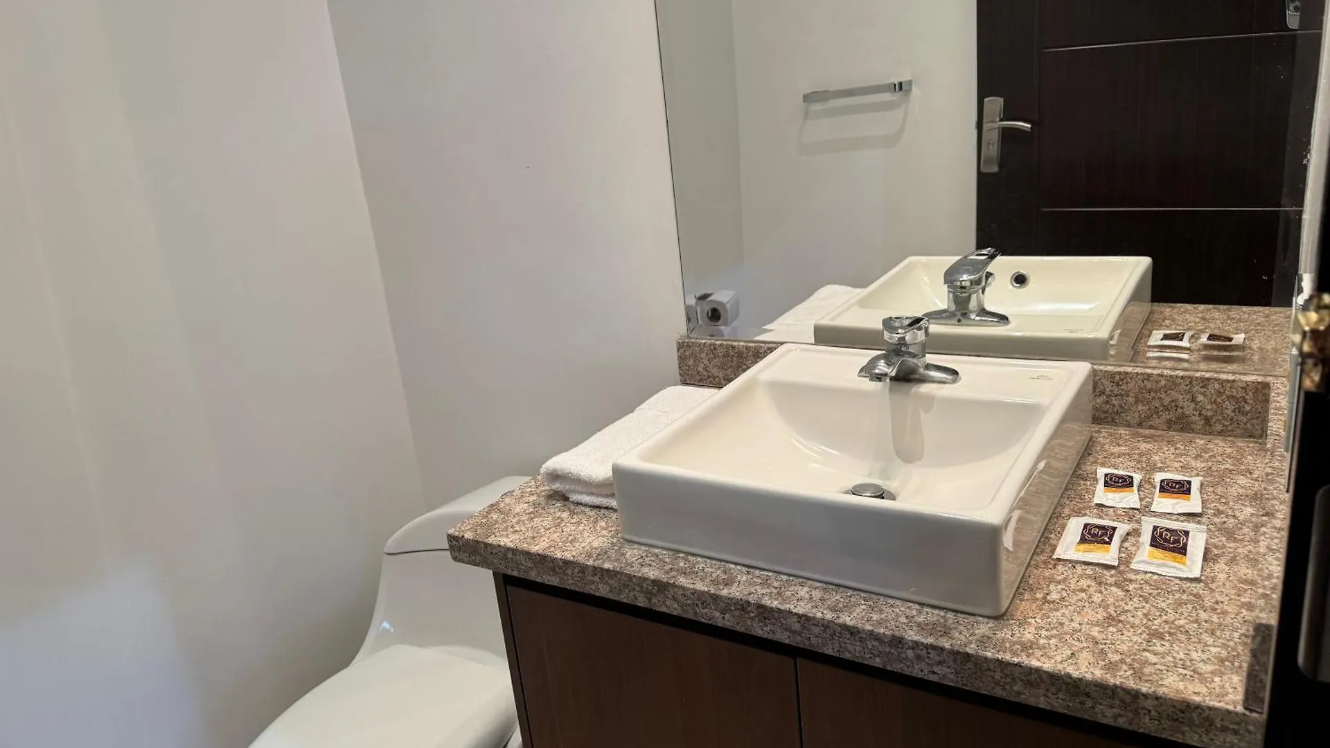 Departamento De Lujo La Carolina - Quicentro Shopping Apartamento Quito