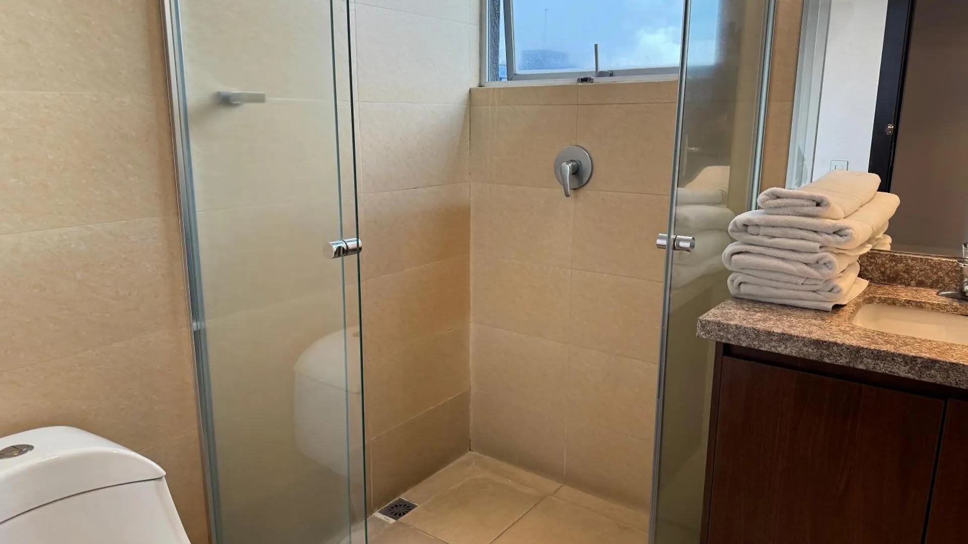 Departamento De Lujo La Carolina - Quicentro Shopping Apartamento Quito 0*,  Equador