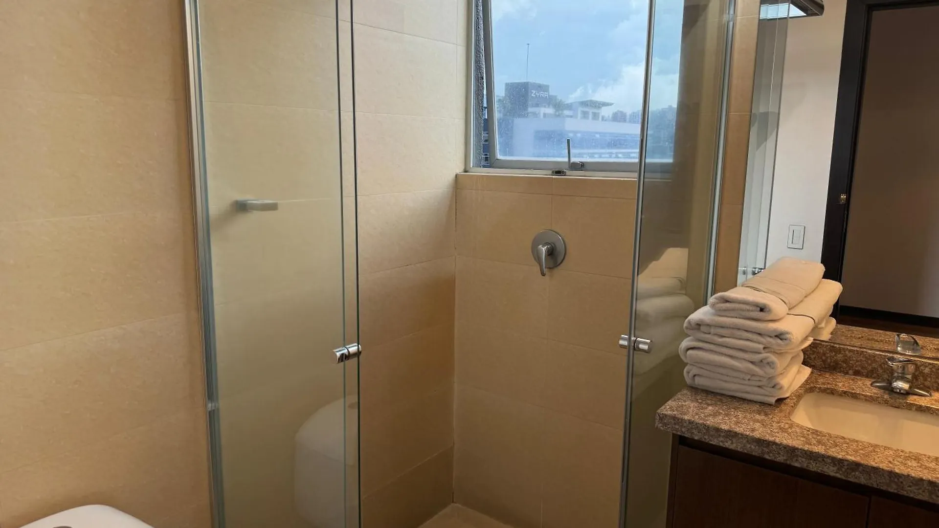 Departamento De Lujo La Carolina - Quicentro Shopping Apartamento Quito