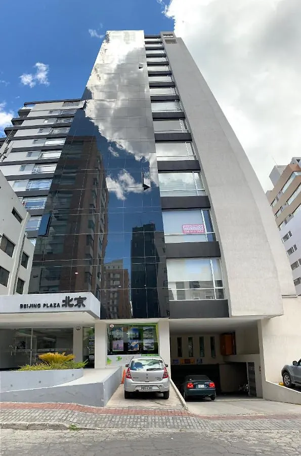Apartmán Departamento De Lujo La Carolina - Quicentro Shopping Quito 0*,  Ekvádor