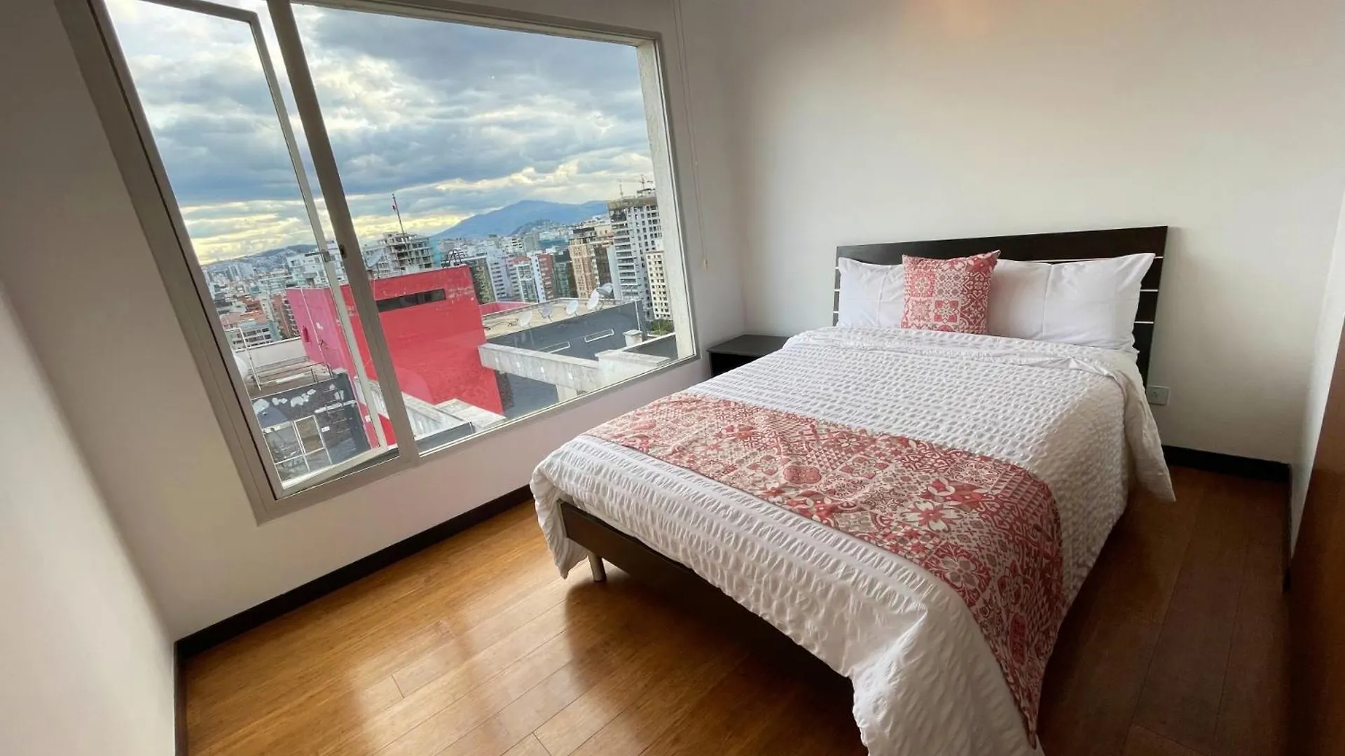 Apartmán Departamento De Lujo La Carolina - Quicentro Shopping Quito Ekvádor