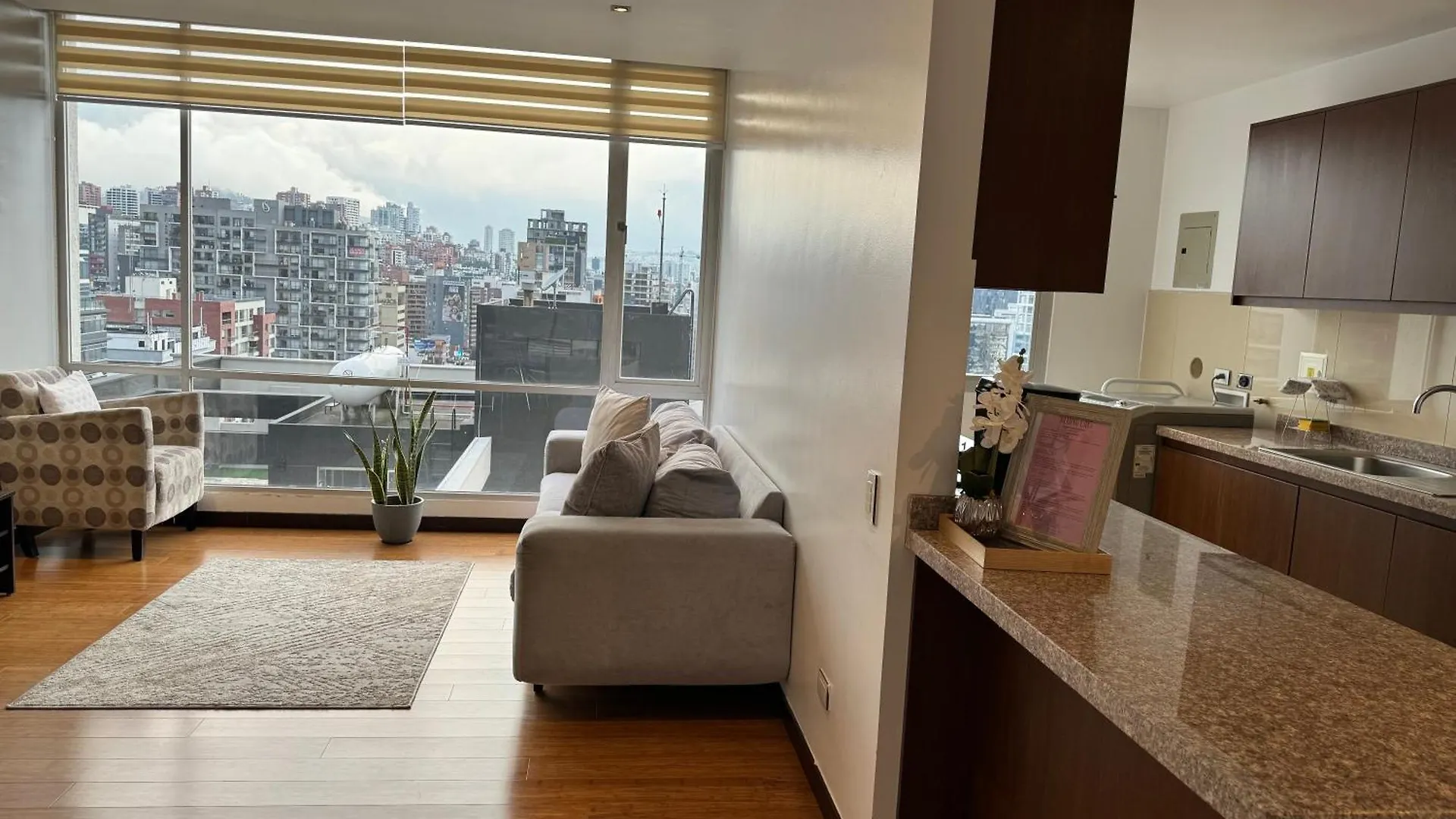 Apartmán Departamento De Lujo La Carolina - Quicentro Shopping Quito