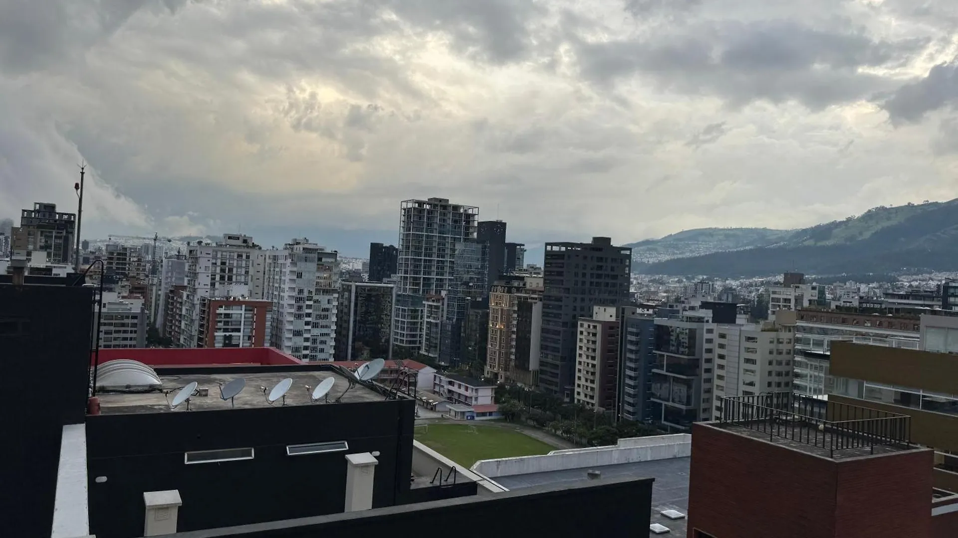 Apartmán Departamento De Lujo La Carolina - Quicentro Shopping Quito